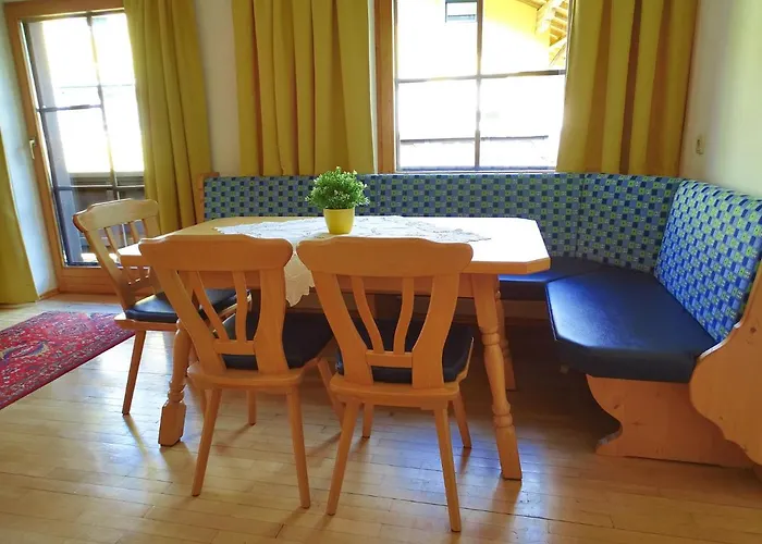 Windschnur By Piaunddirk Mayrhofen