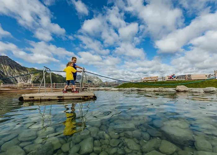 Windschnur By Piaunddirk Mayrhofen
